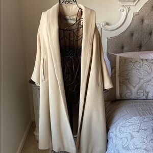Vintage 1950s  Cream Cashmere Swing Coat